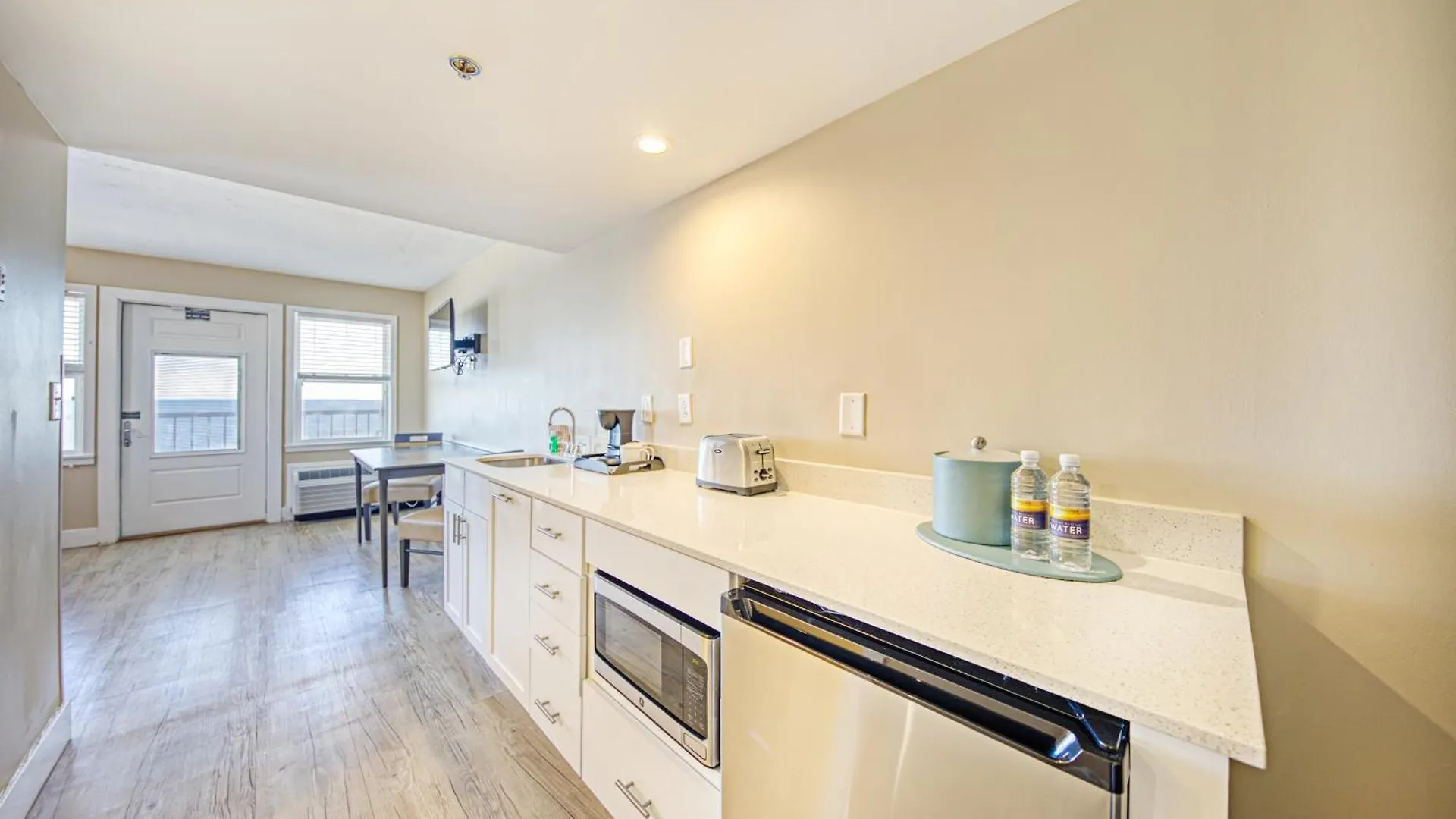 Commander Hotel & Suites Ocean City United States