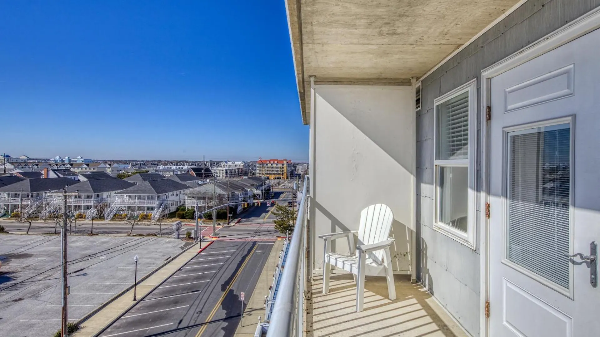 Commander Hotel & Suites Ocean City